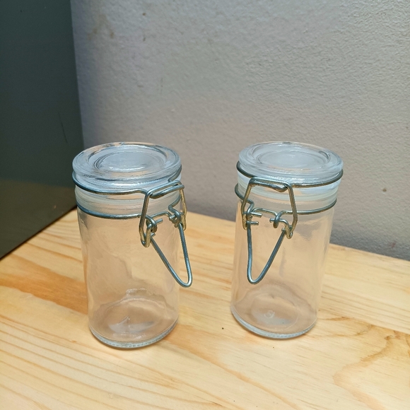 Clear Glass Storage Jars with Metal Clips - Picture 1 of 3
